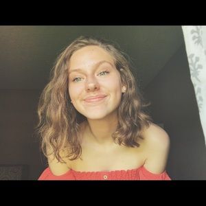 Meet your Posher, Marissa